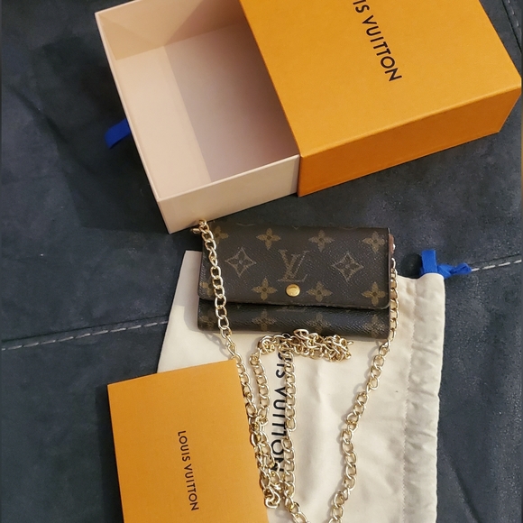 Authentic Vintage  Louis Vuitton Sarah small wallet - Picture 4 of 17